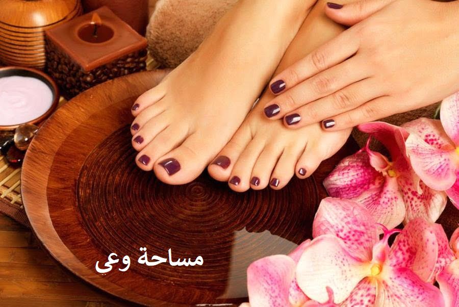 كيفية العناية باظافر القدمين