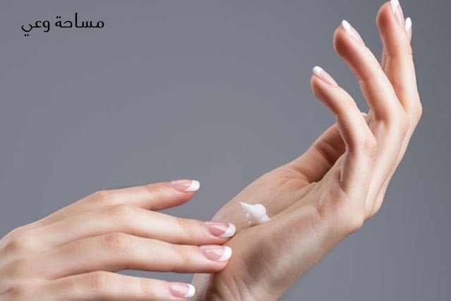 تطويل الاظافر بسرعة