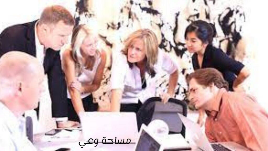 بالكواليس